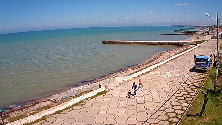Онлайн веб-камера на набережной села Песчаное